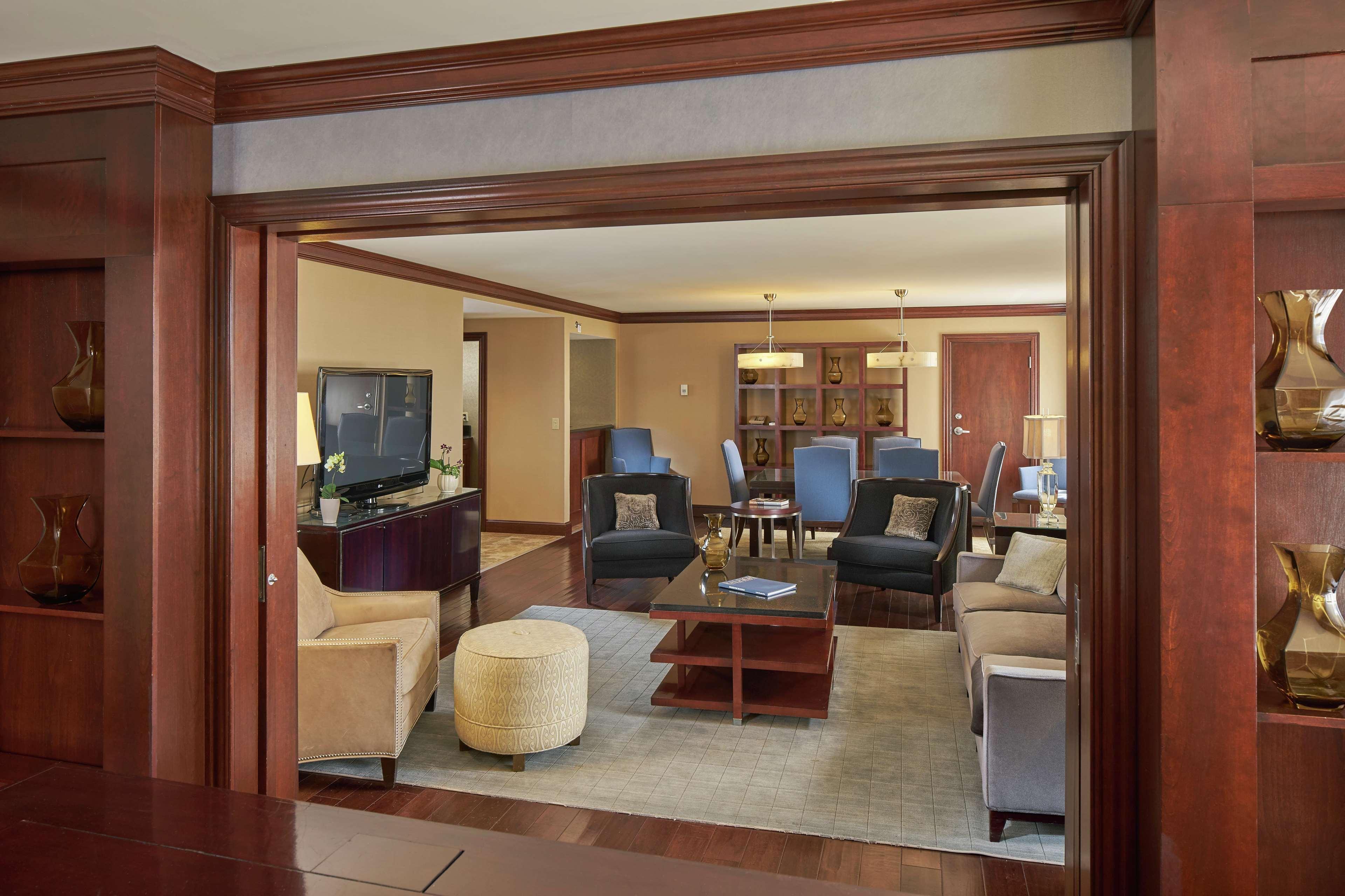 Hilton Raleigh North Hills Hotel Interieur foto